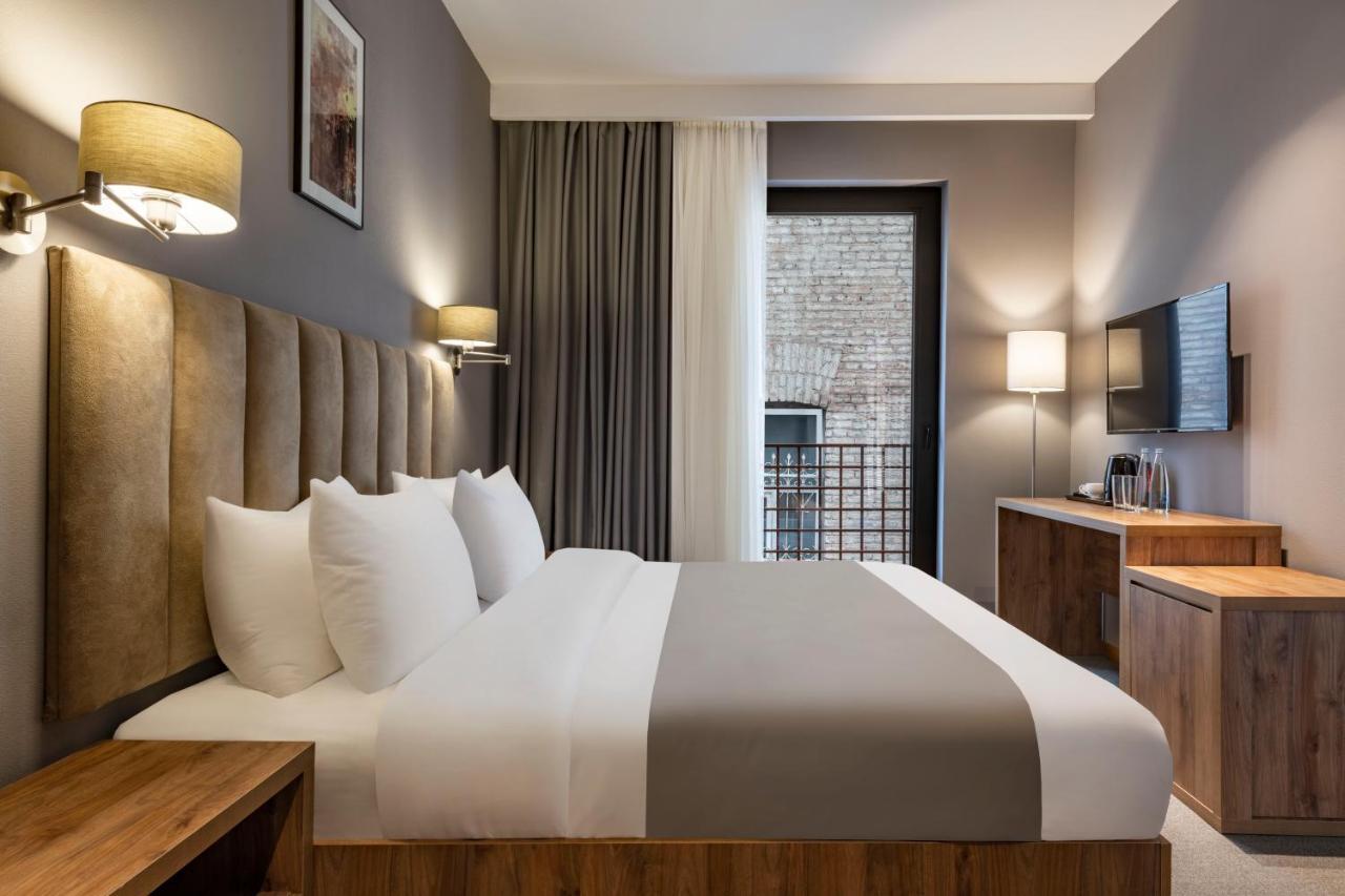 Barnovi Boutique Hotel Tbilissi Extérieur photo
